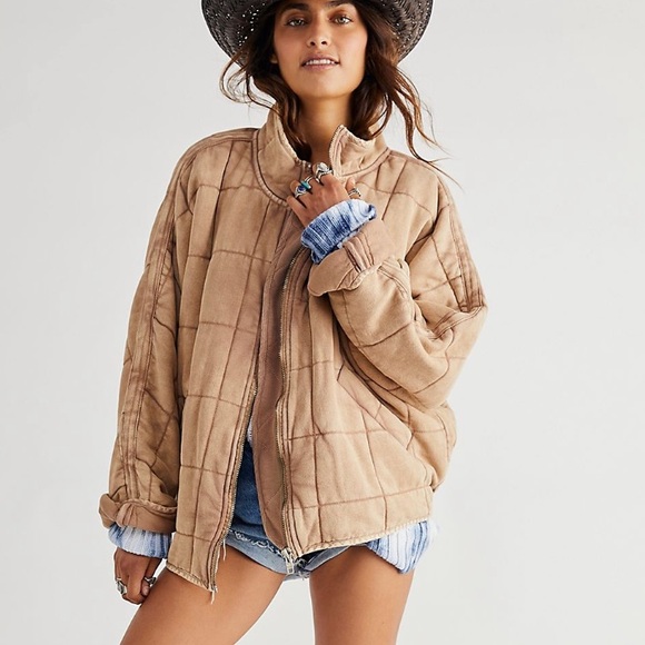 Free People Jackets & Blazers - Free people dolman quilted jacket in champagne diamonds